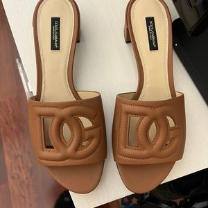 Dolce slides